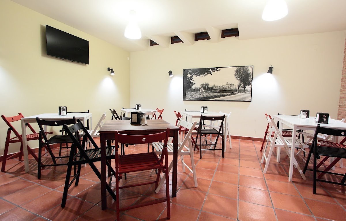 Churreria Cafeteria L'Empedra - Foto 4