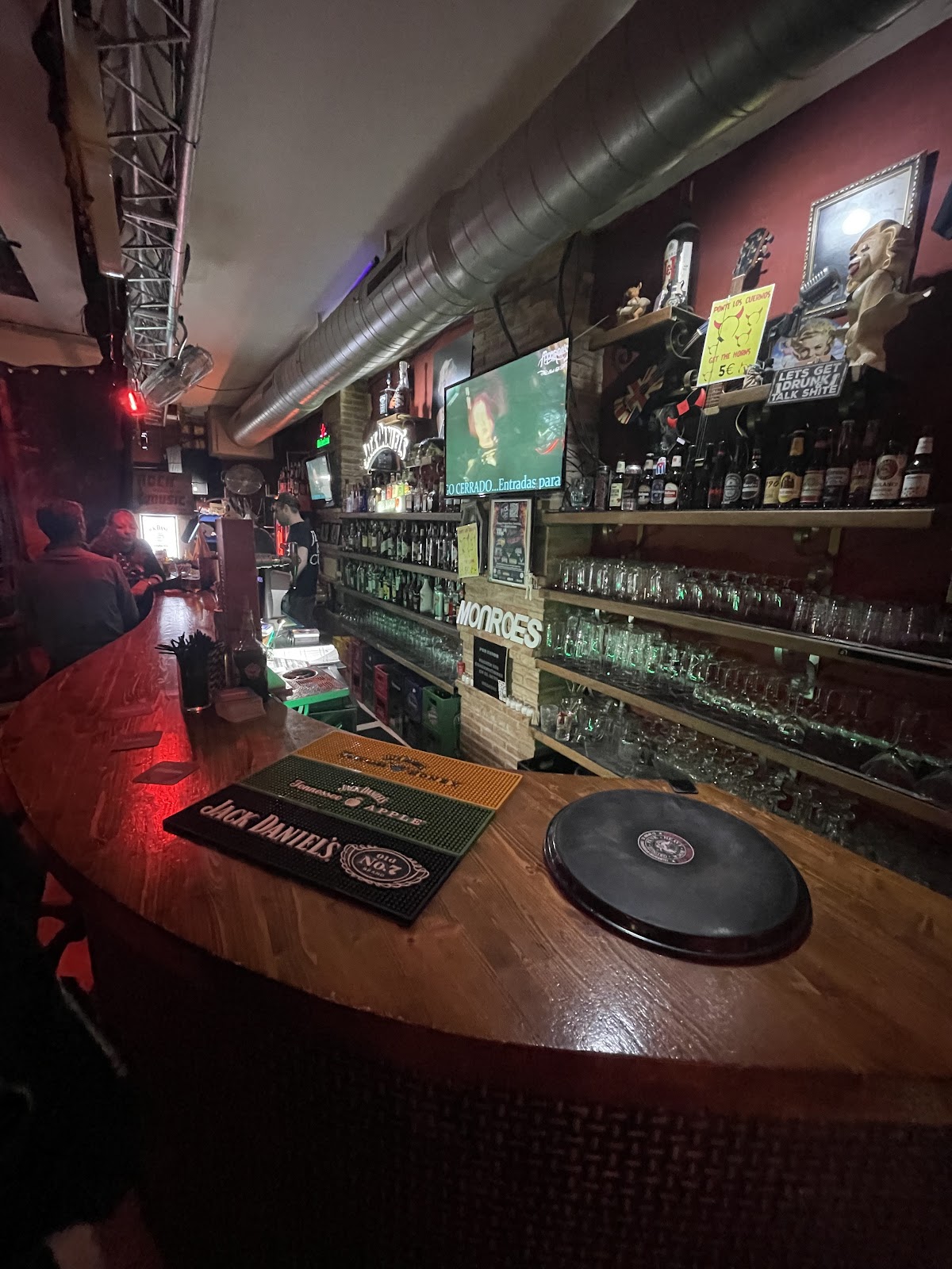 Monroe's Rock Pub - Foto 3