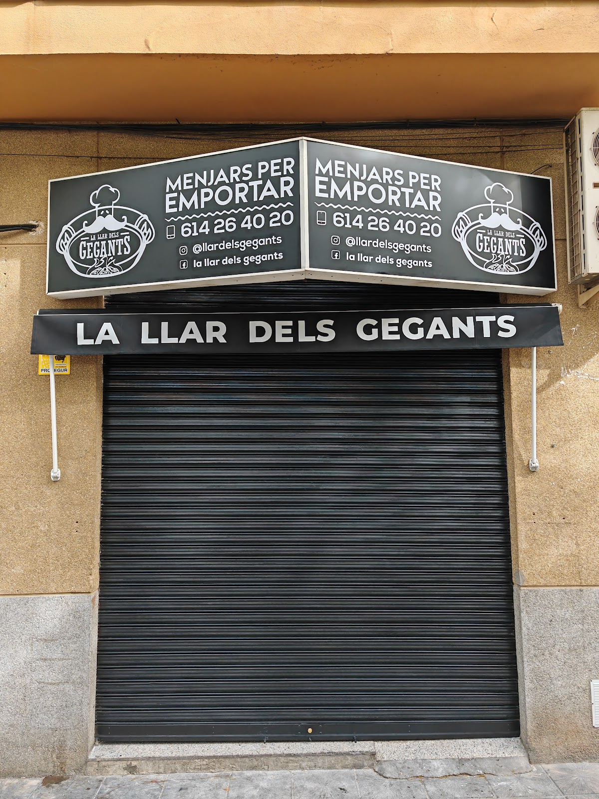 La Llar Dels Gegants - Foto 1