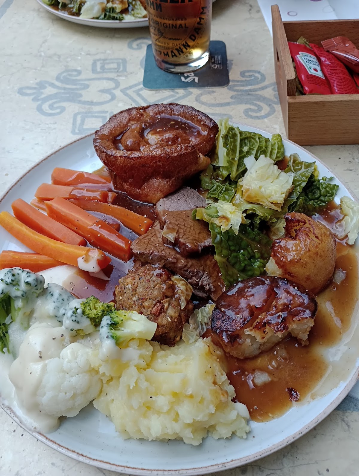 Louie's Bar & Lounge - Foto 3