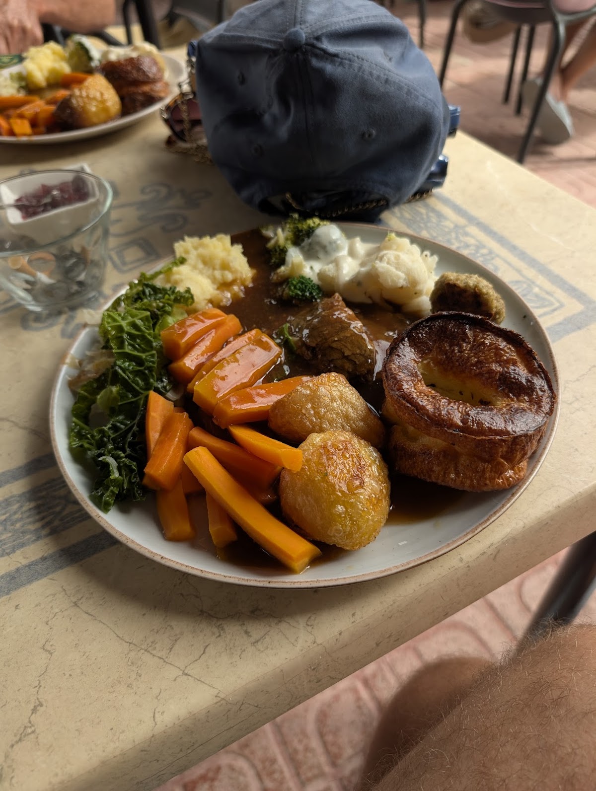 Louie's Bar & Lounge - Foto 4