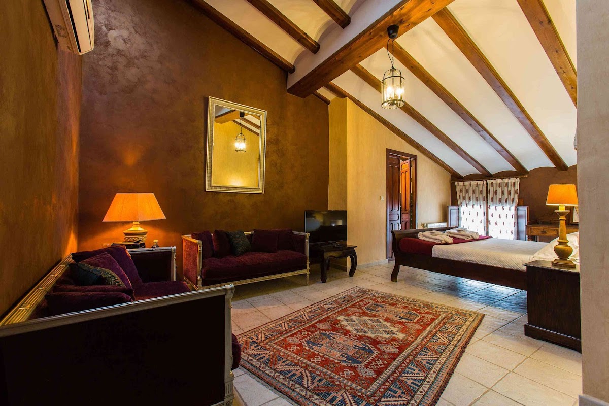 Hotel El Capricho - Foto 2