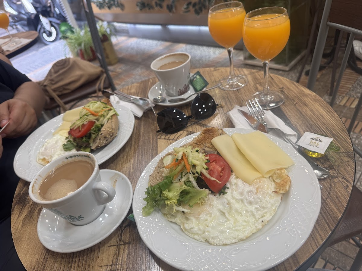 Élite Café - Foto 4