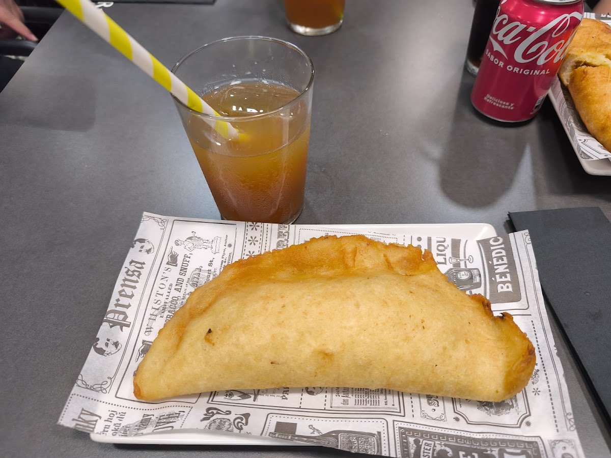 Como en Casa Castellón – Bar de Tapas, Cafetería y Comida Venezolana - Foto 3