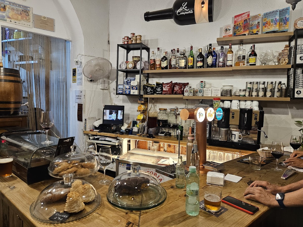 Bar La Casapuerta de Luisa - Foto 1