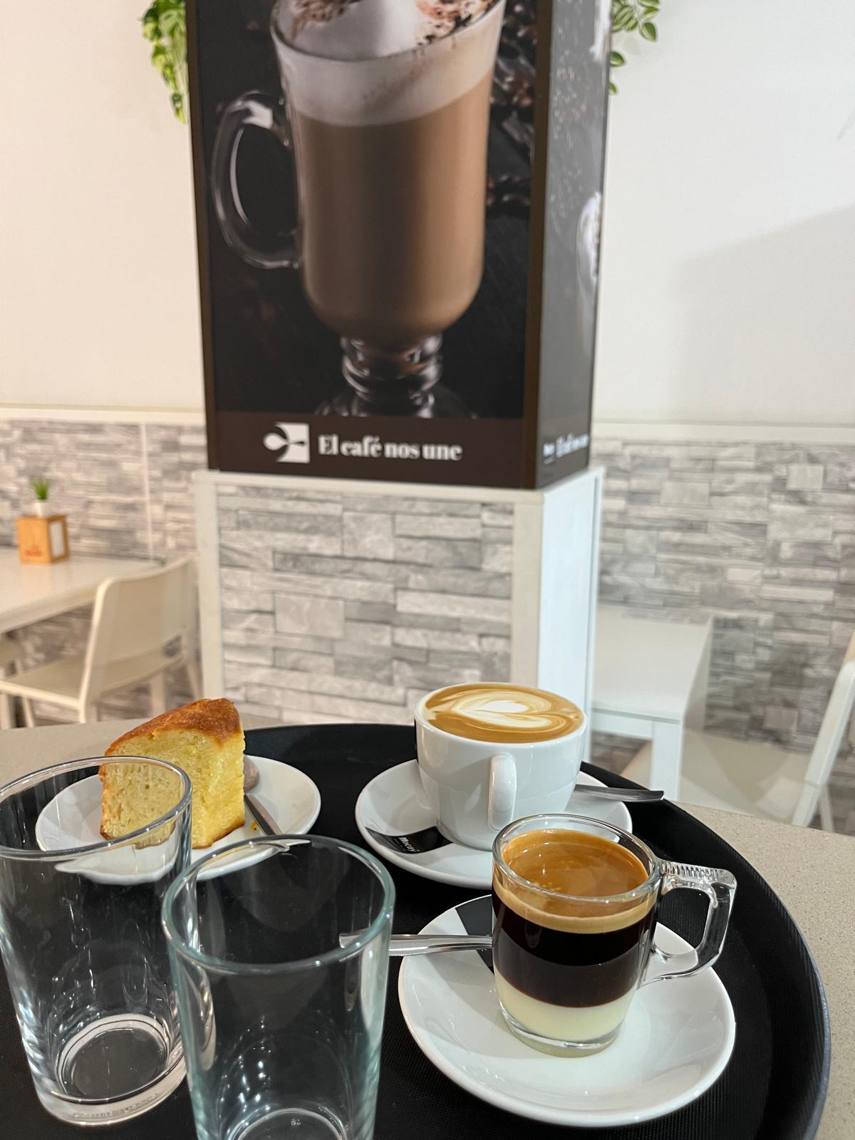 BAR-CAFETERÍA LAPACHO’S - Foto 2