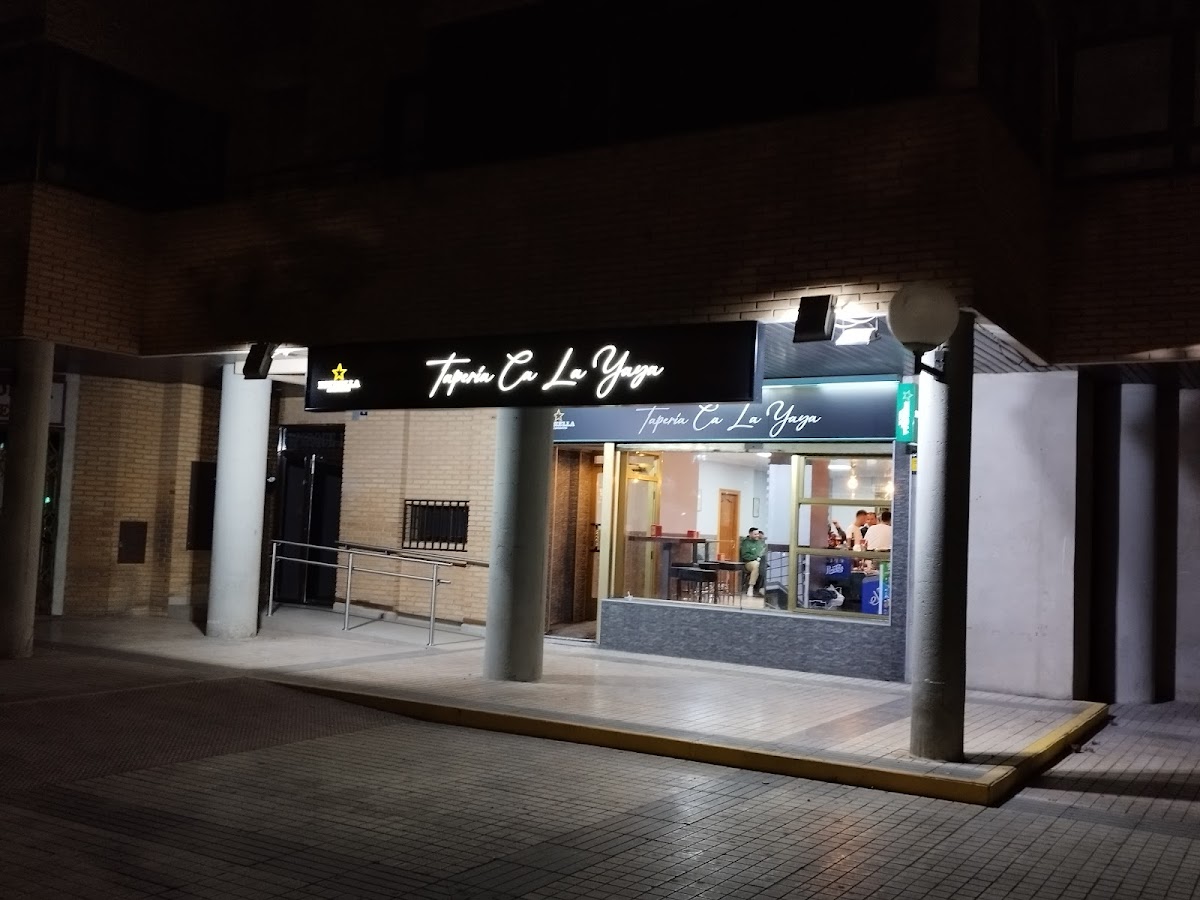 Tapería Ca La Yaya. - Foto 1