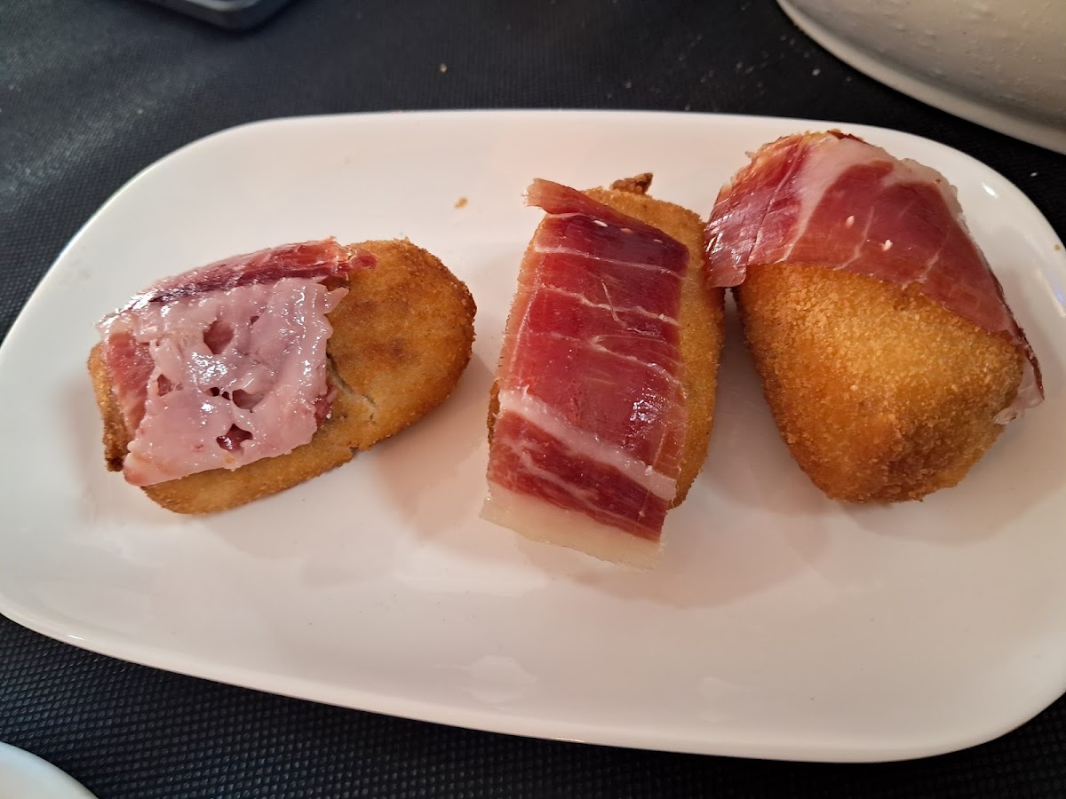 Tapería Ca La Yaya. - Foto 4