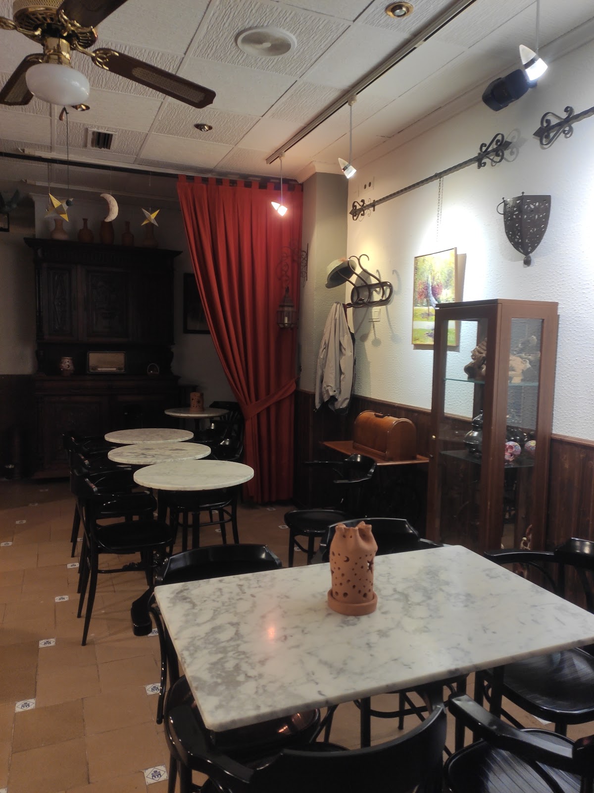 Café Galería La Taifa - Foto 4