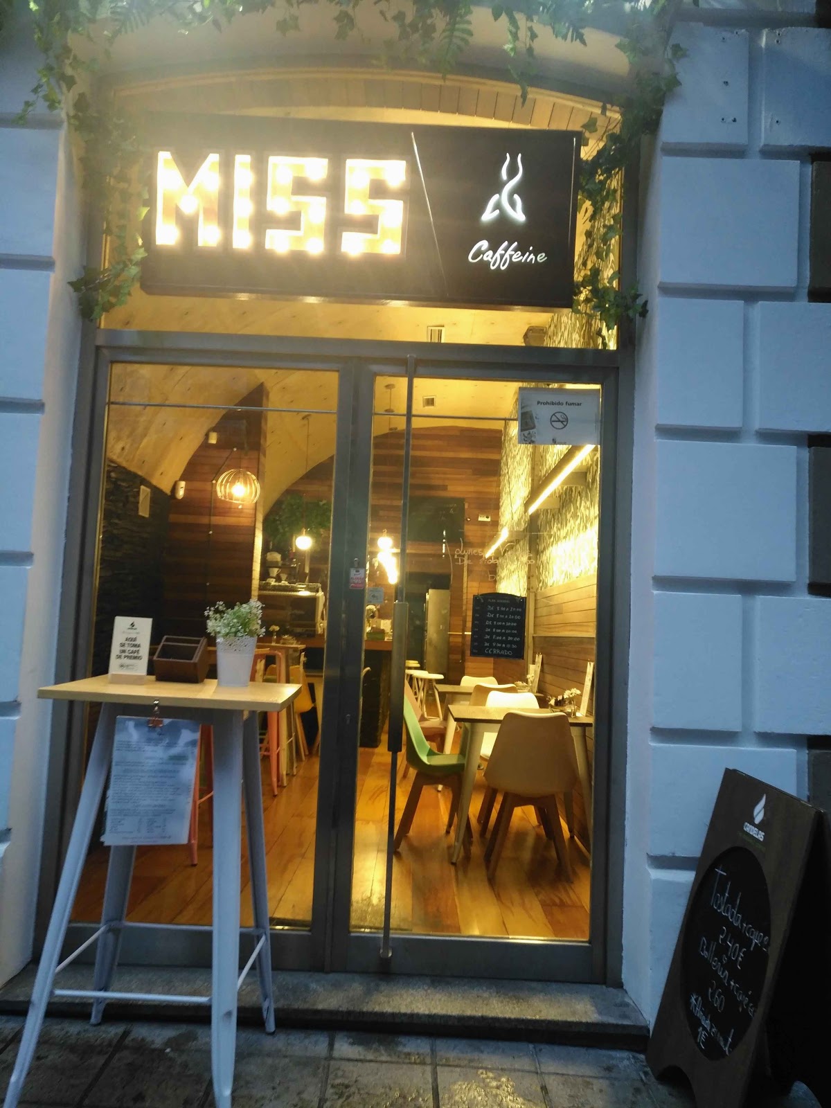 Miss Caffeine café