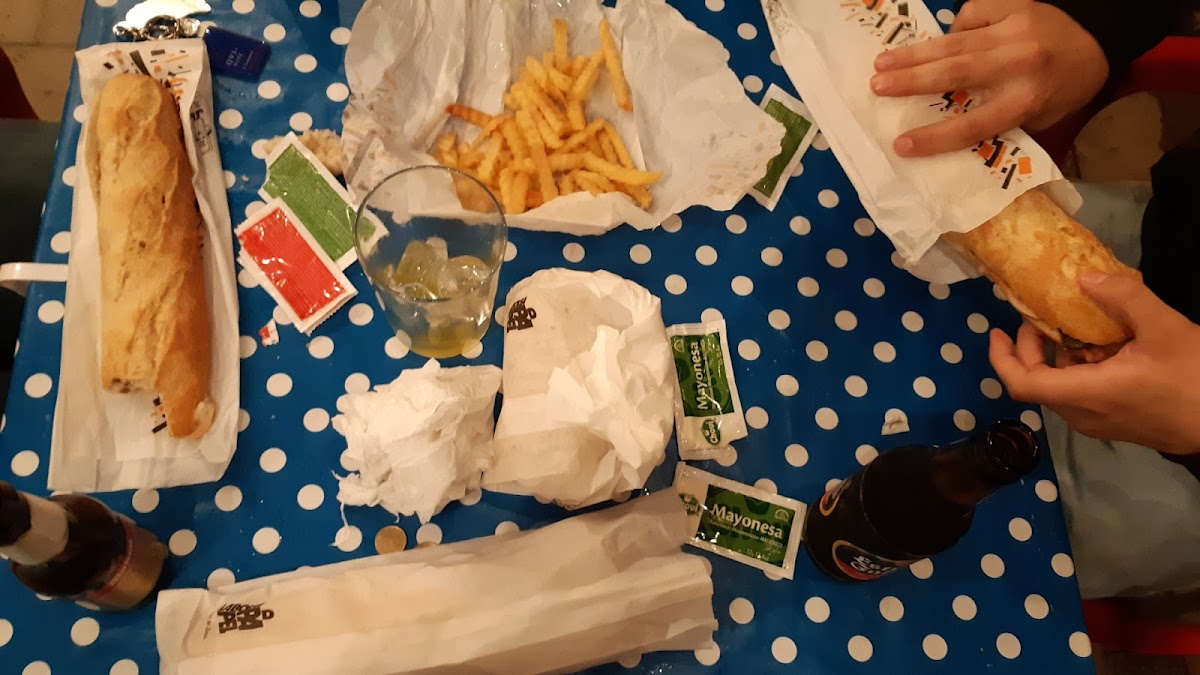 Bar La Bienquerida - Foto 2