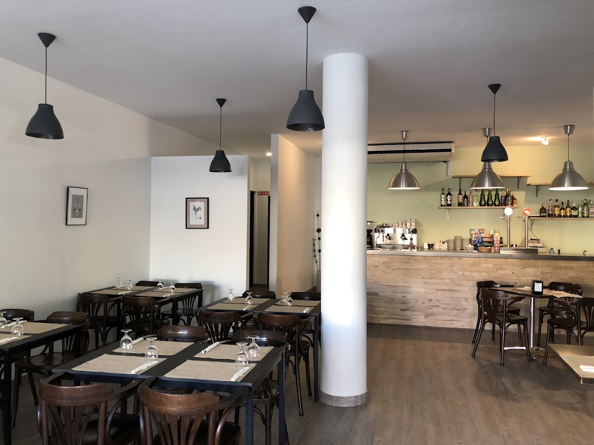 Bar & Restaurant Romaní - Foto 1