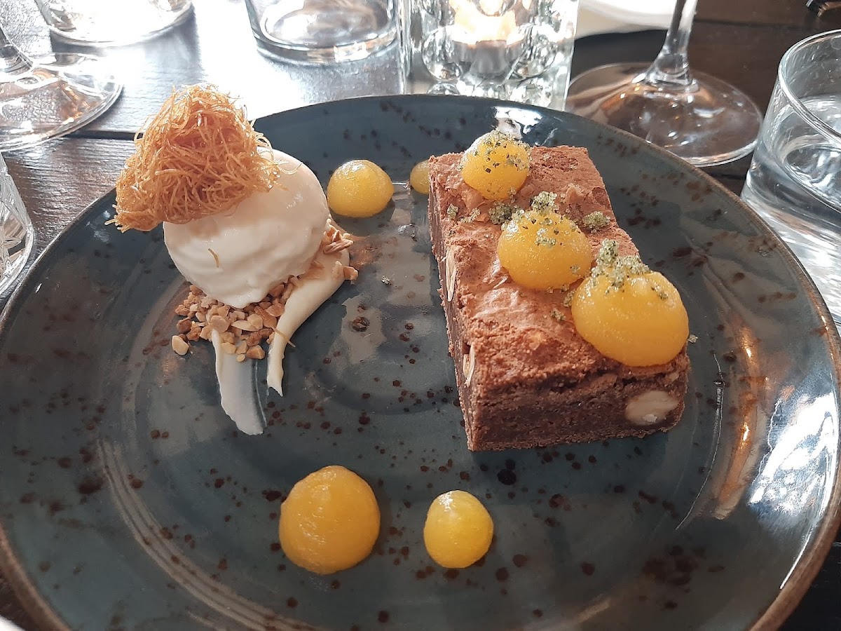 Restaurante ZINC - Foto 2