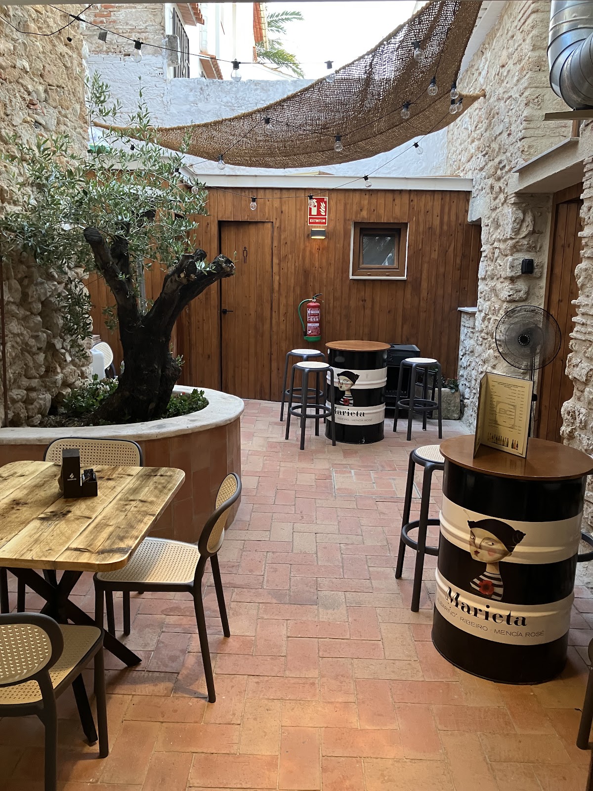 Bar cele Denia - Foto 1