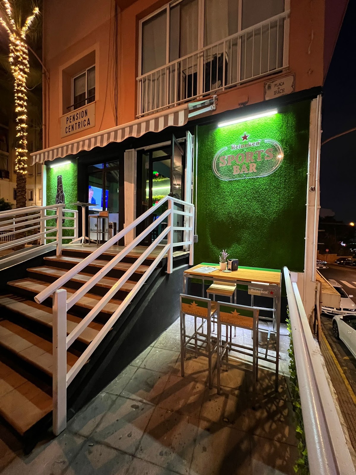 Heineken Sports Bar Calpe - Foto 1