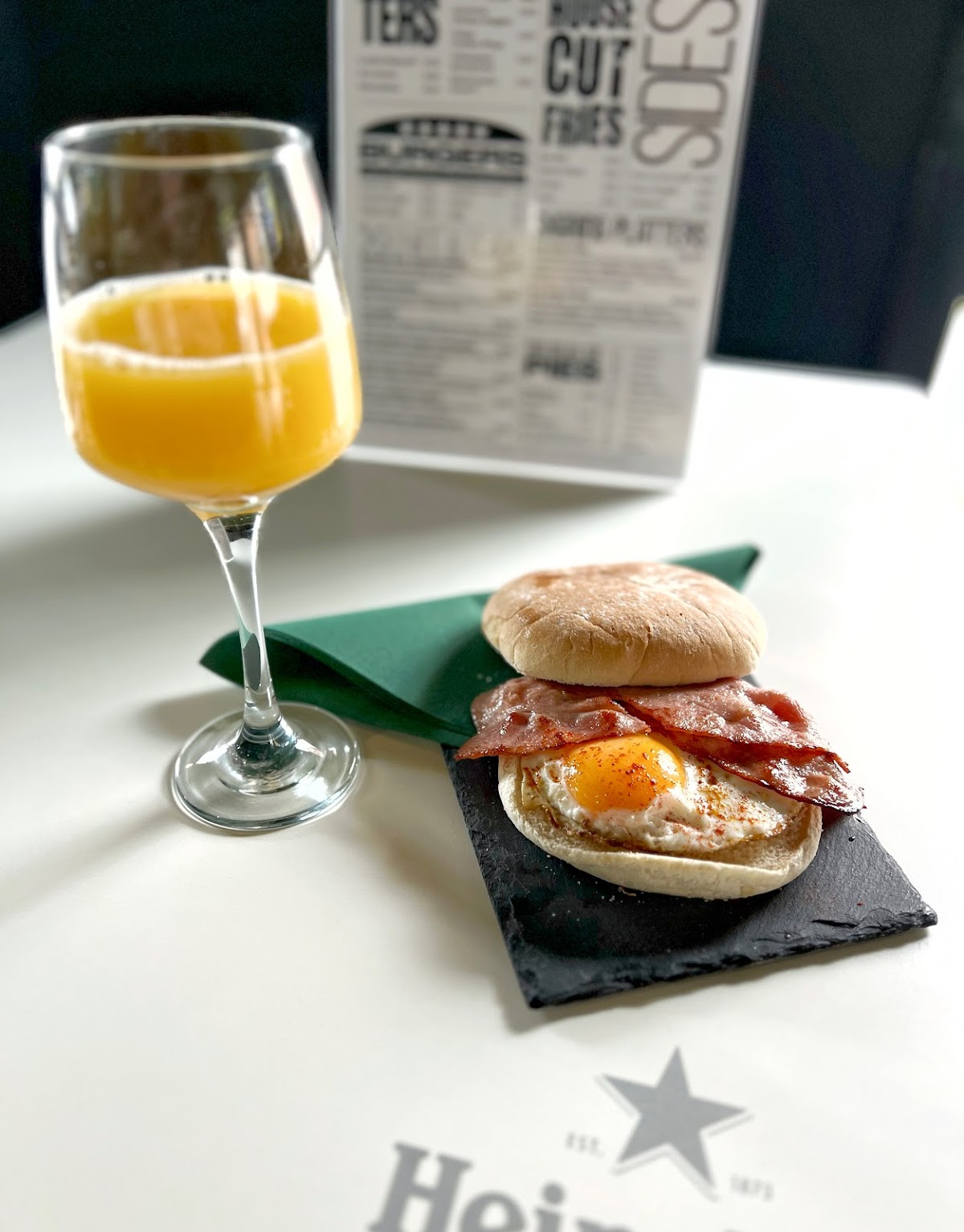 Heineken Sports Bar Calpe - Foto 2