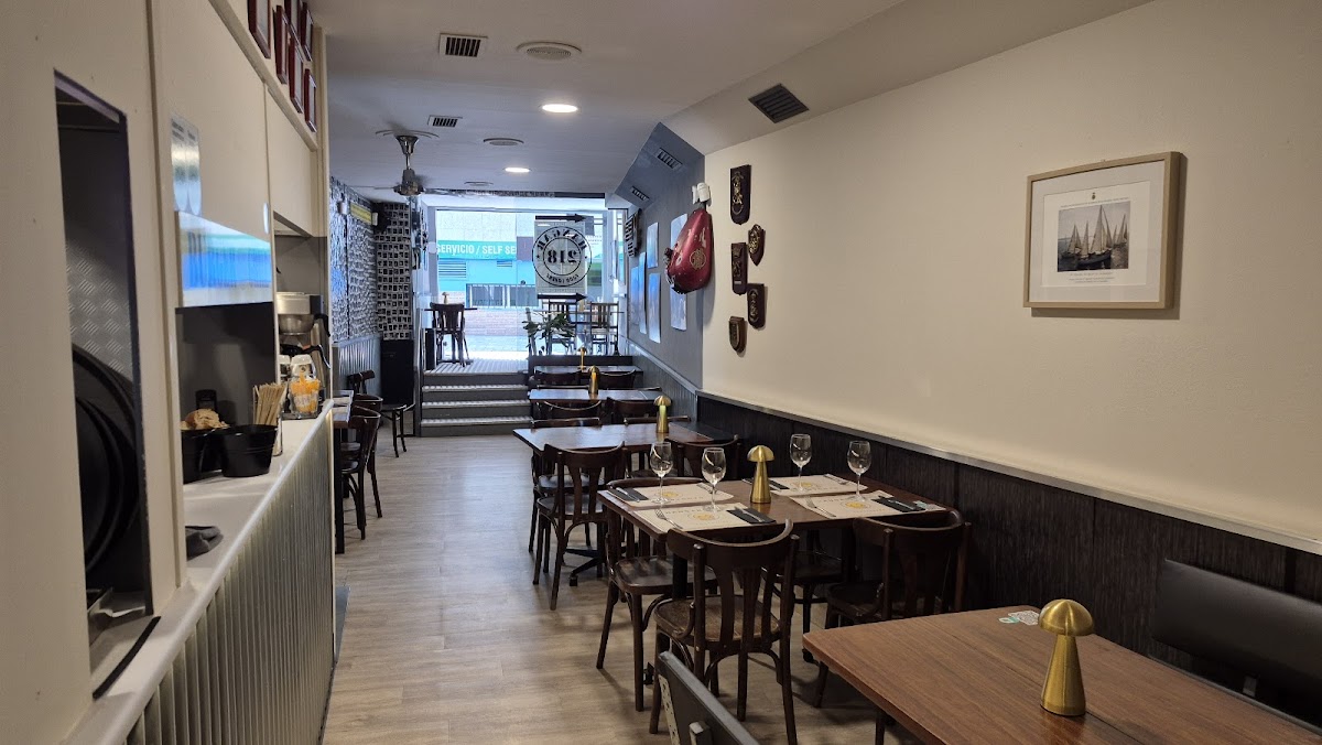 Hangar 218 Pontevedra - Foto 2