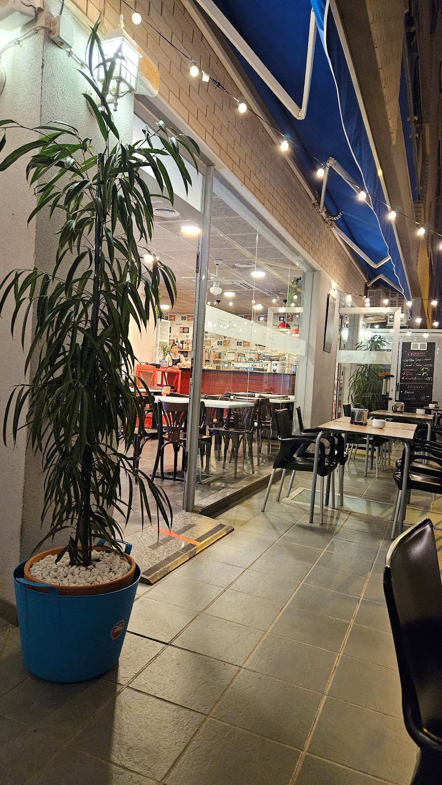 CAFETERIA & BAR D'LATO - Foto 1