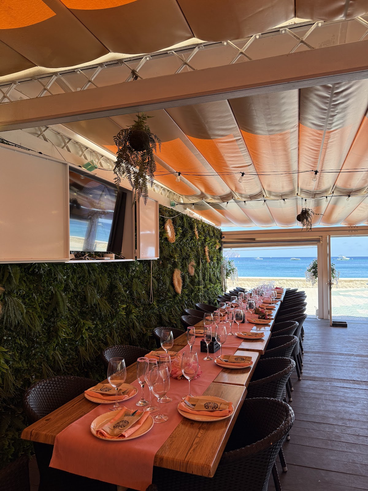 Me da igual Gastro-bar & Cocktails Calpe - Foto 2