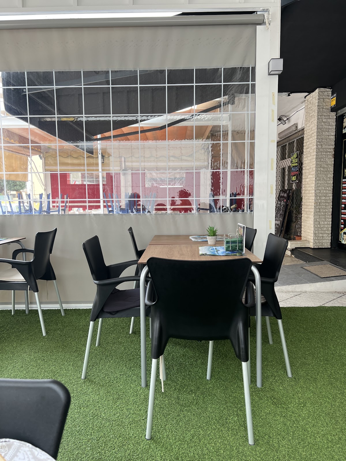 Gastro Bar Bo, comida de alta calidad en Benidorm. - Foto 1