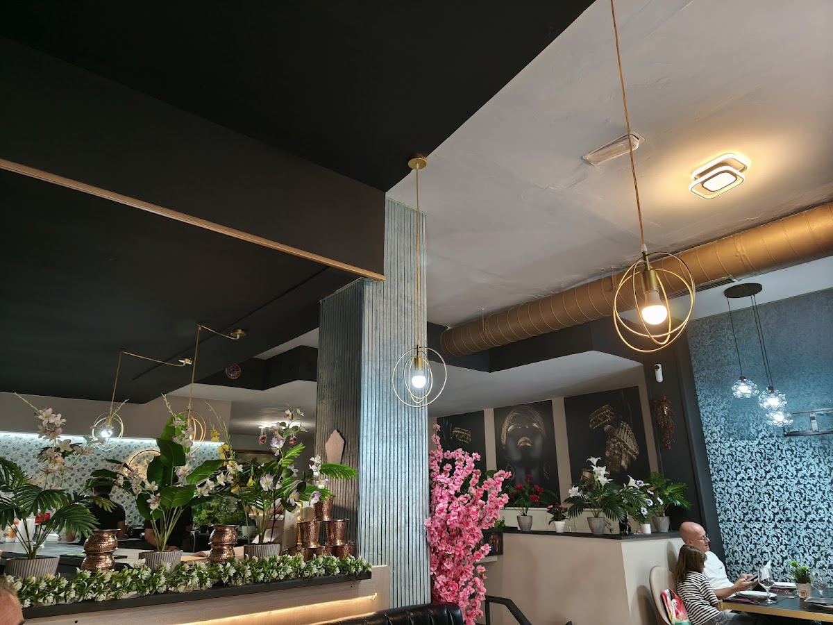 Tulsi Indian Restaurant - Foto 5