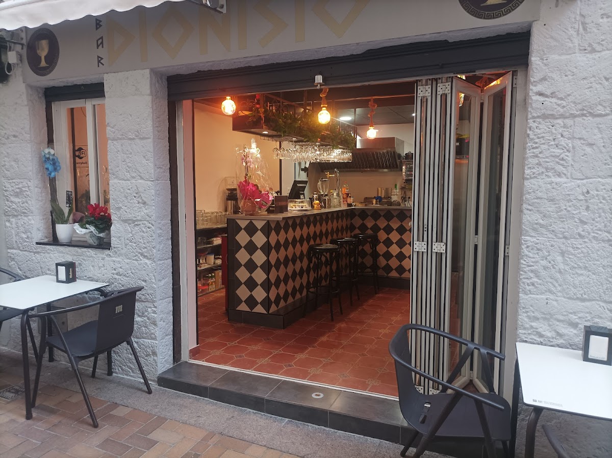 Dionisio bar. - Foto 1