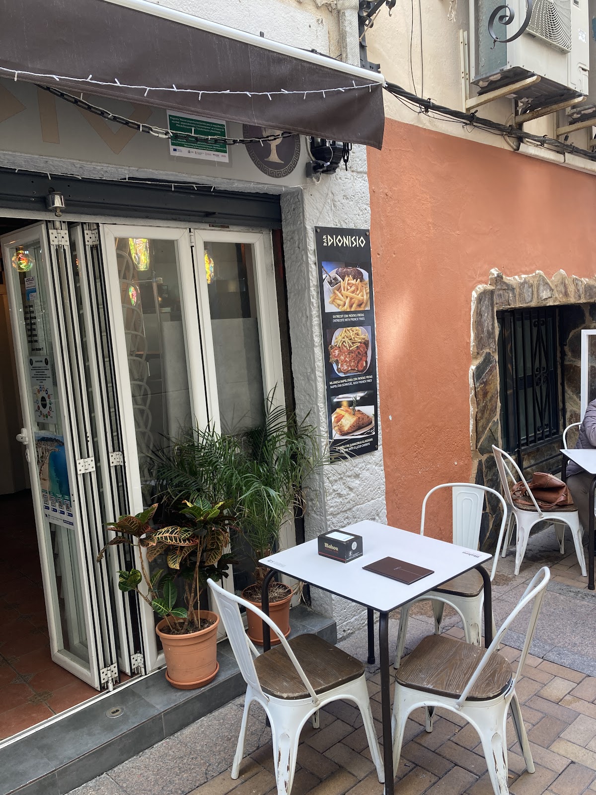 Dionisio bar. - Foto 4