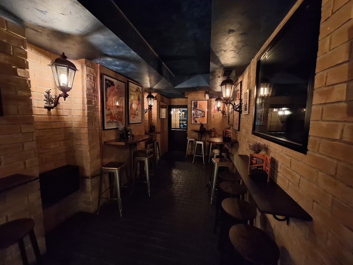 NOIR Craft Cocktail Bar - Foto 2