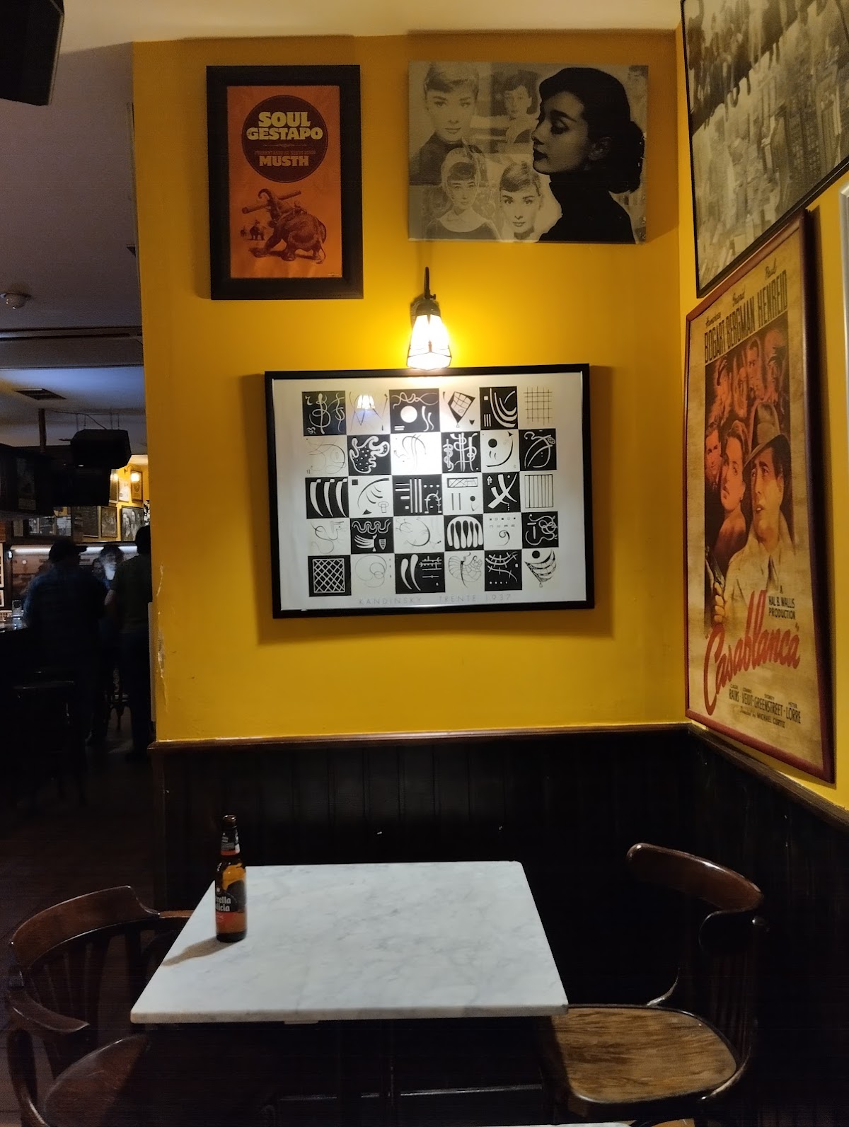 Pub Leyendas - Foto 2