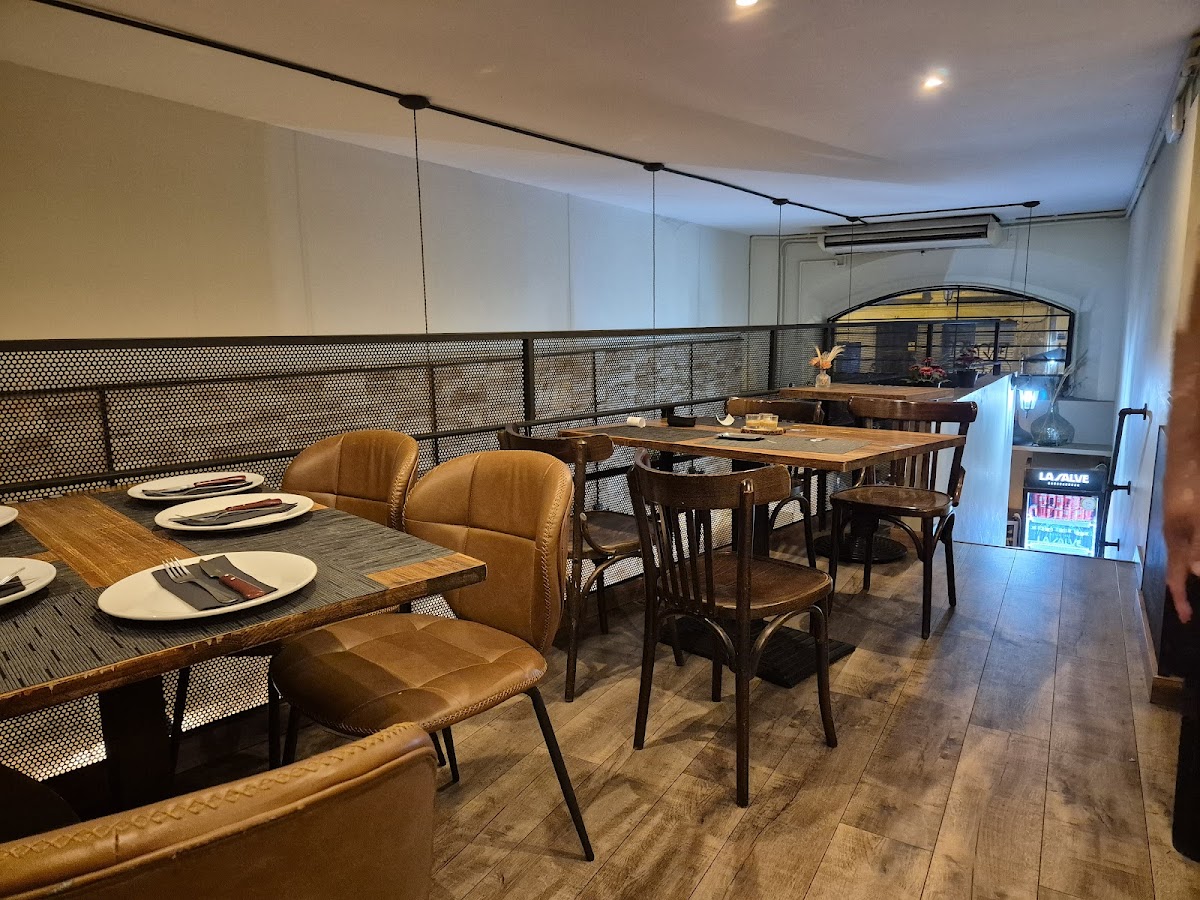 Los 10 Mejores Restaurantes de Barcelona (2025)