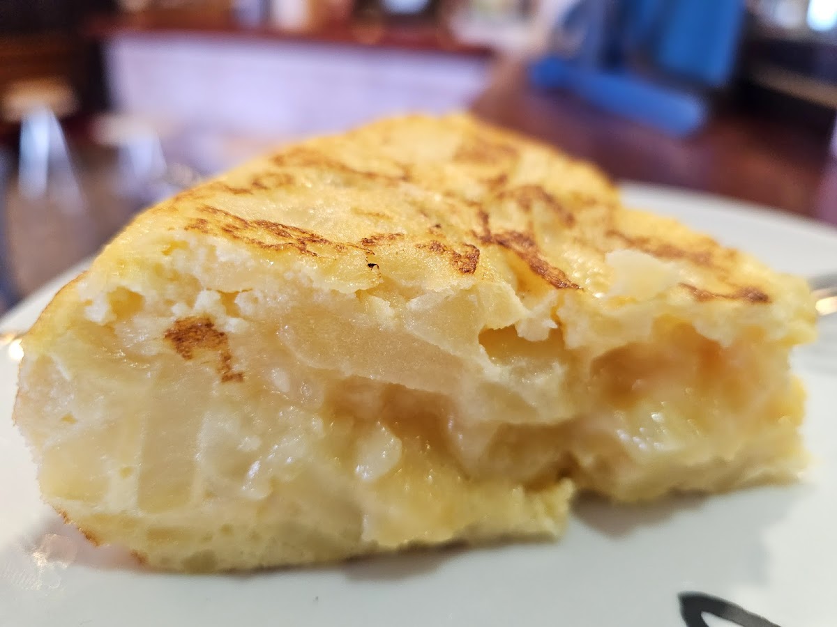 CAFETERIA - RESTAURANTE - MENU DEL DIA - PAELLAS - DESAYUNOS - REYES - Foto 3