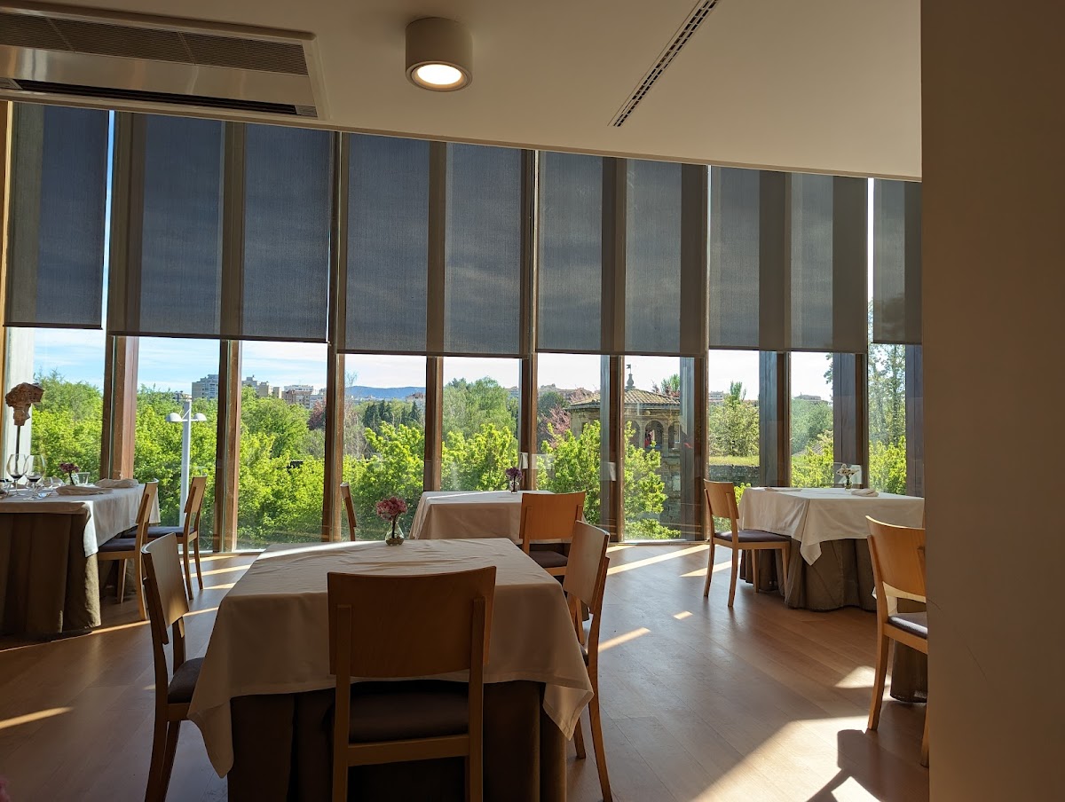 Los 10 Restaurantes Mejor Valorados de Pamplona (2026)