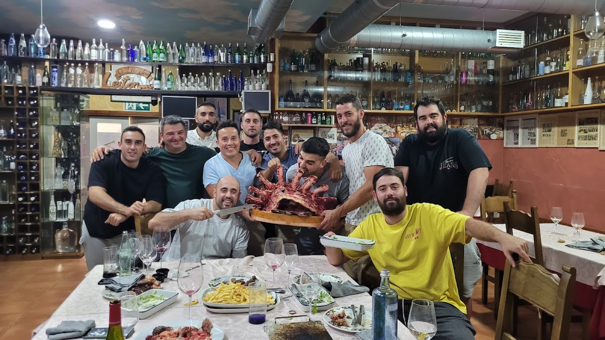 Restaurante O Lar do Leitón - Foto 2