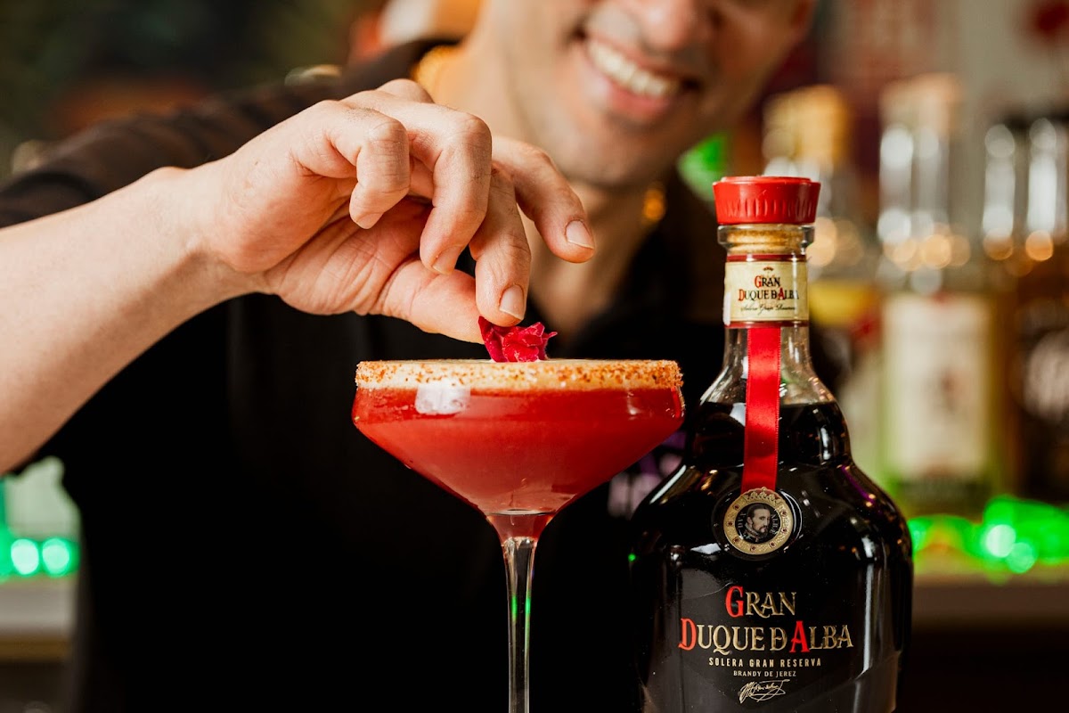 Edén de Huertas Bar de Copas y Cachimbas - Foto 2