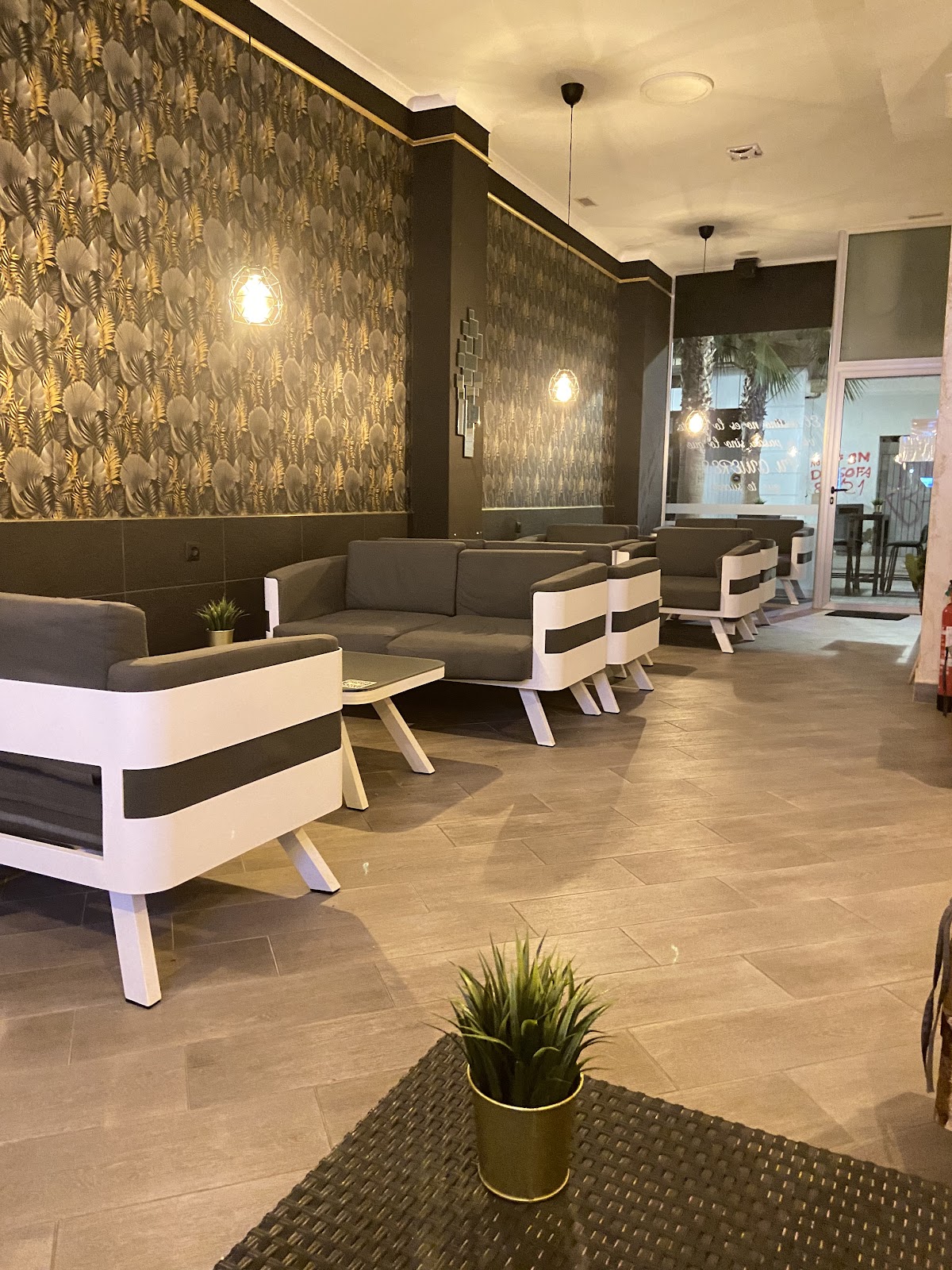 Destino Lounge Cachimbas Cafetería - Foto 3