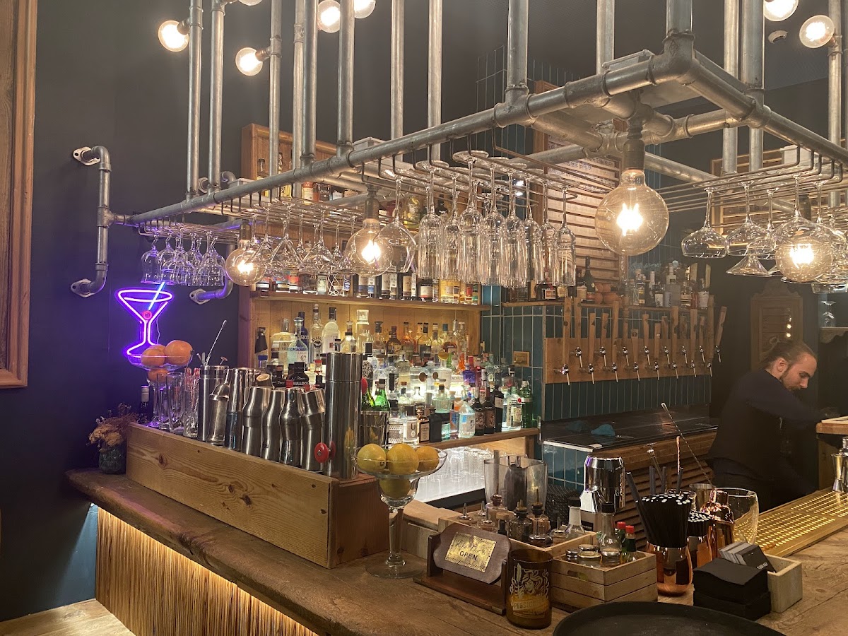Nykteri's Cocktail Bar