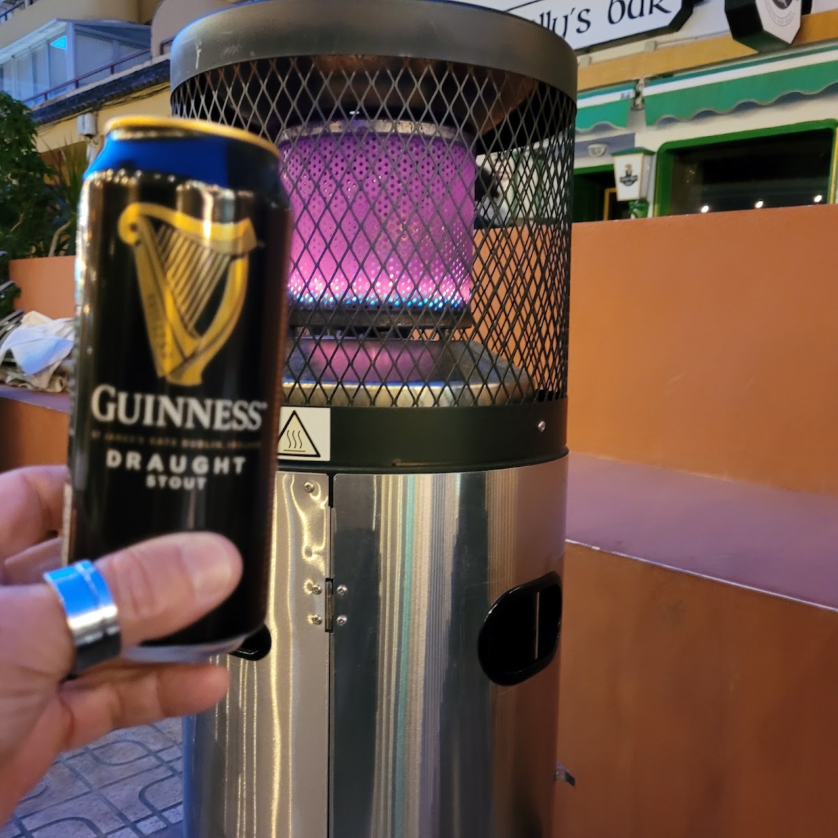 Bar Tres Palmeras - Foto 2