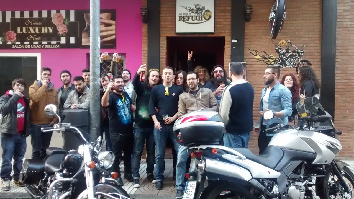 Pub El Refugio - Foto 3