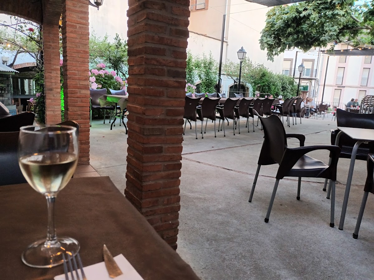 El Jardín Bar-Restaurante - Foto 5