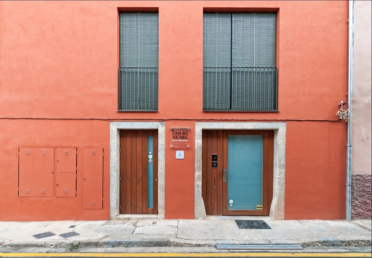 Hotel can bo de pau