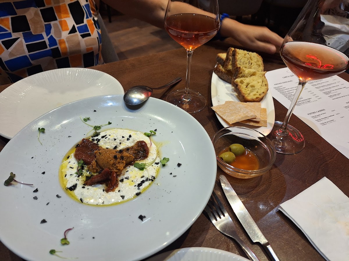 Salitre Bar de Vinos - Foto 4