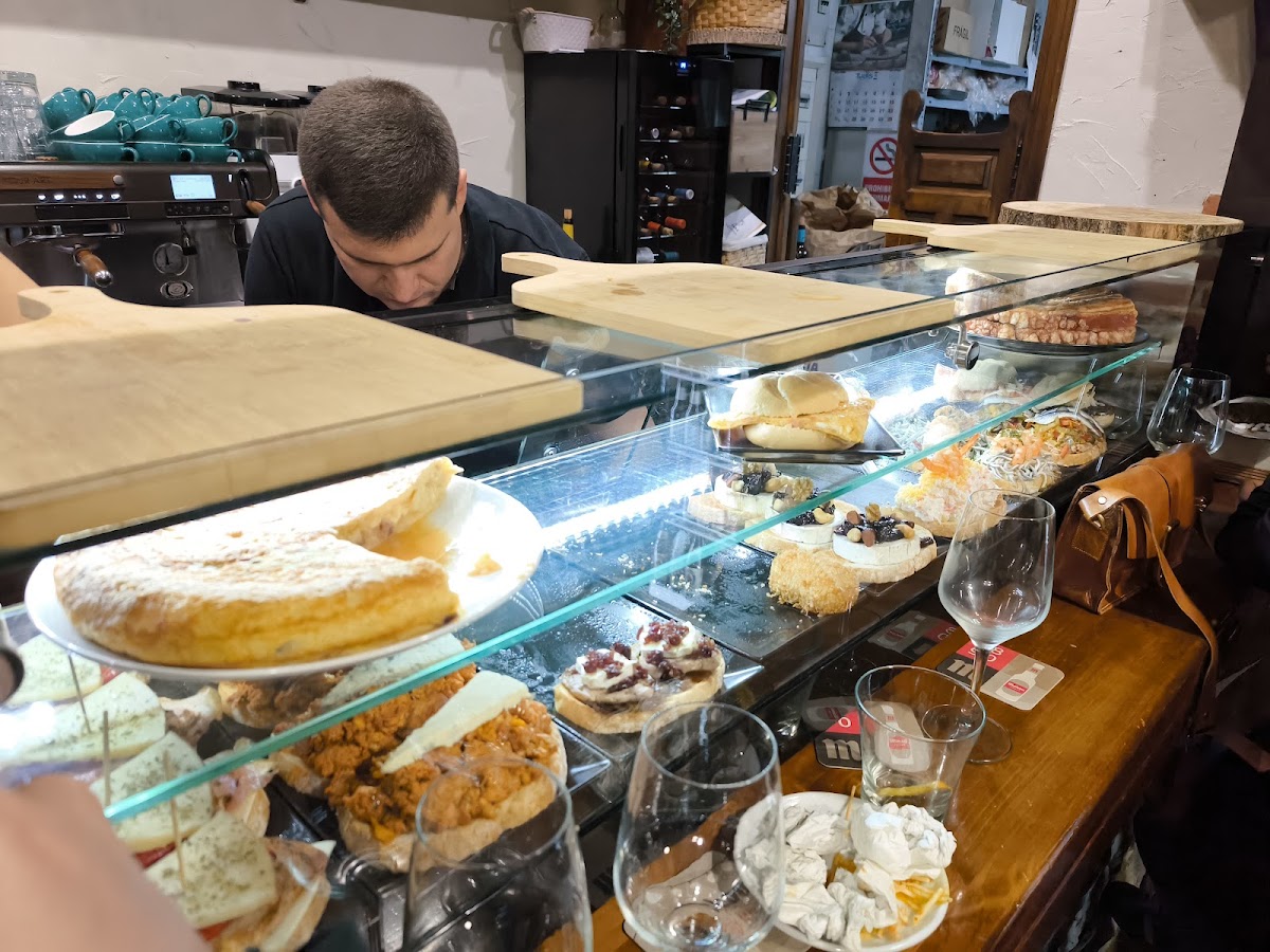 TABERNA LA HERRADA - Foto 5