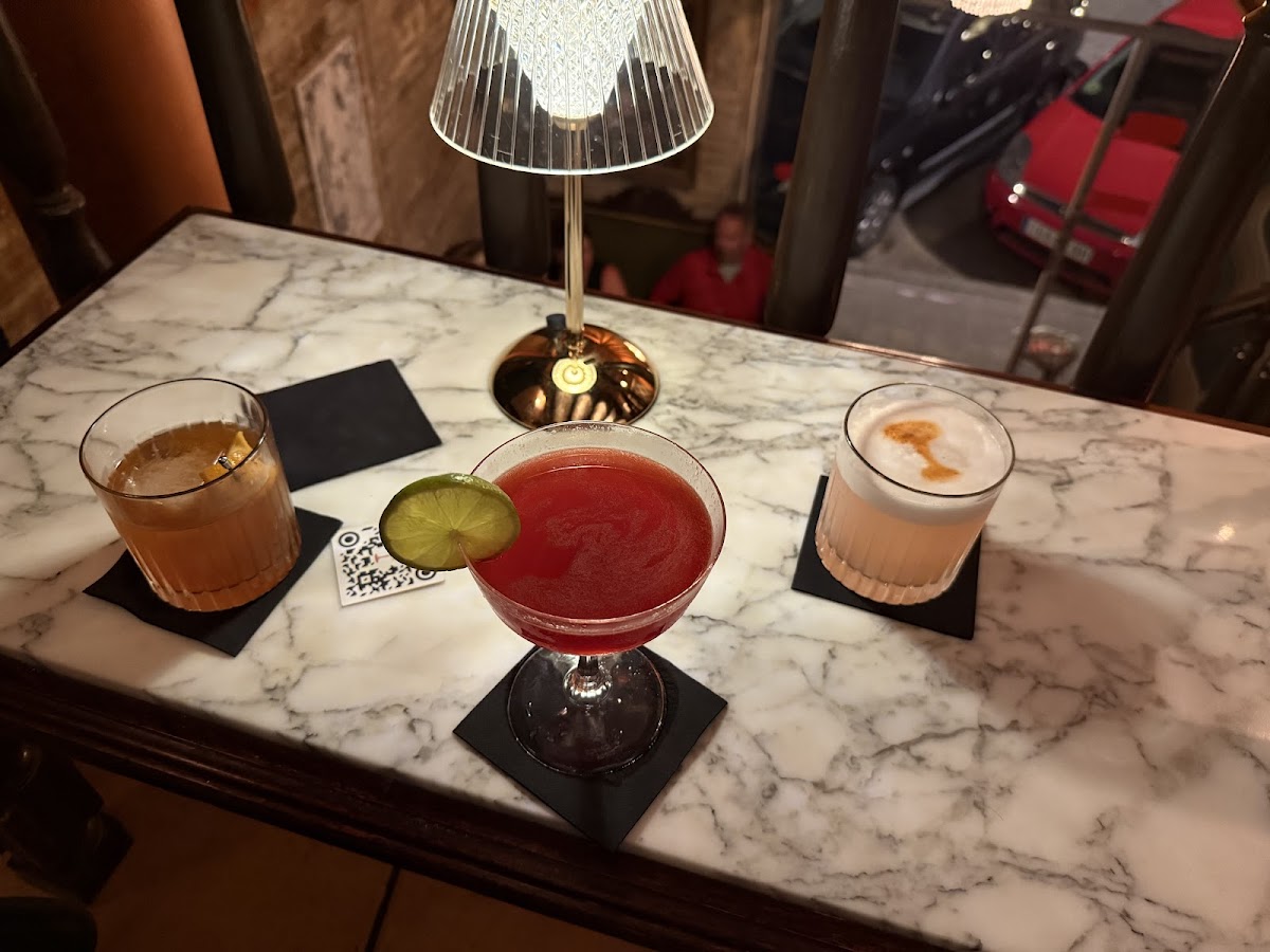 Harlow's Bar – Cócteles clásicos - Foto 4