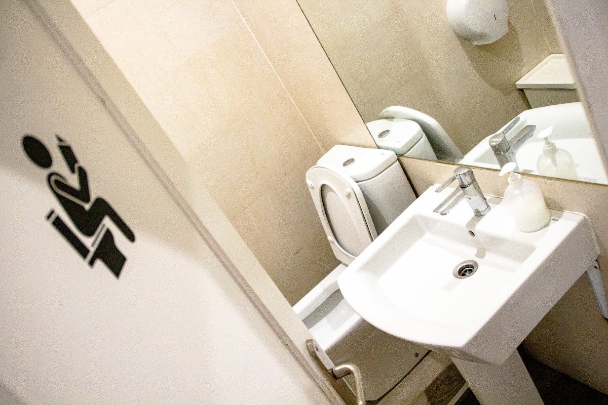 Onefam Sungate Hostal Madrid - Foto 3