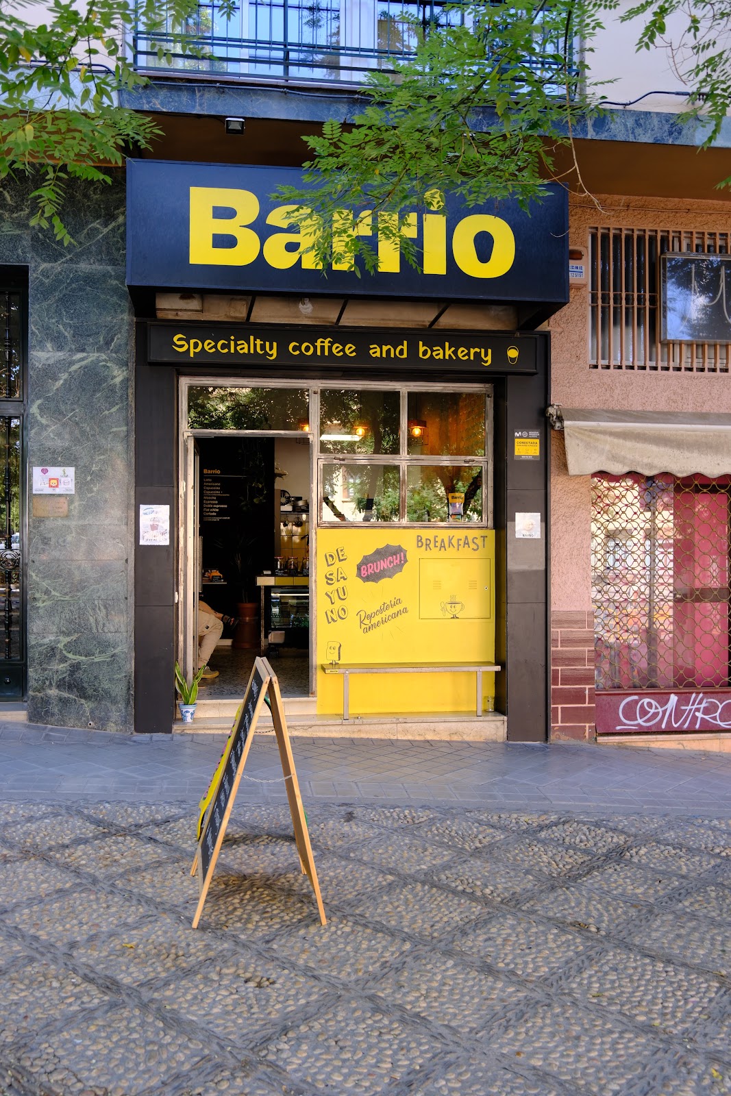 Barrio Specialty Coffee & Bakery - Foto 3