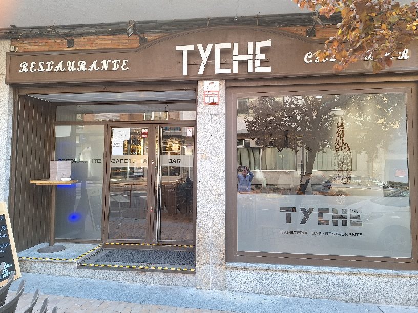 TYCHÉ ÁVILA - Foto 1